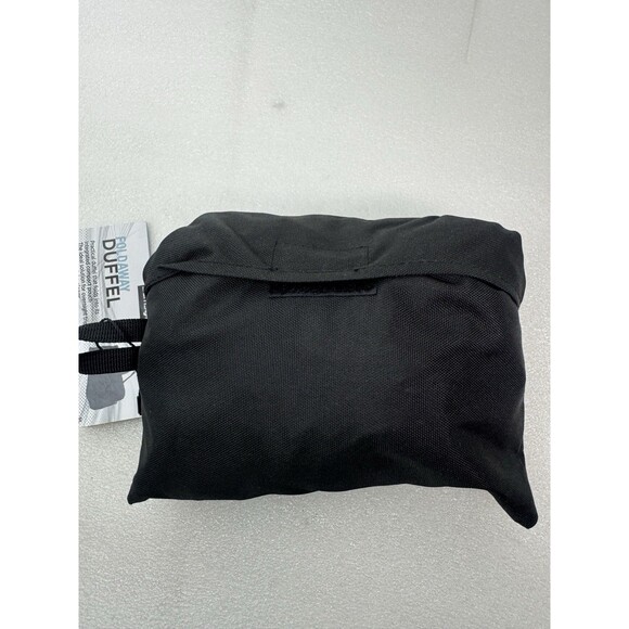 Samsonite Foldaway Lightweight Duffel Bag With Shoulder Strap NWT - Picture 3 of 10